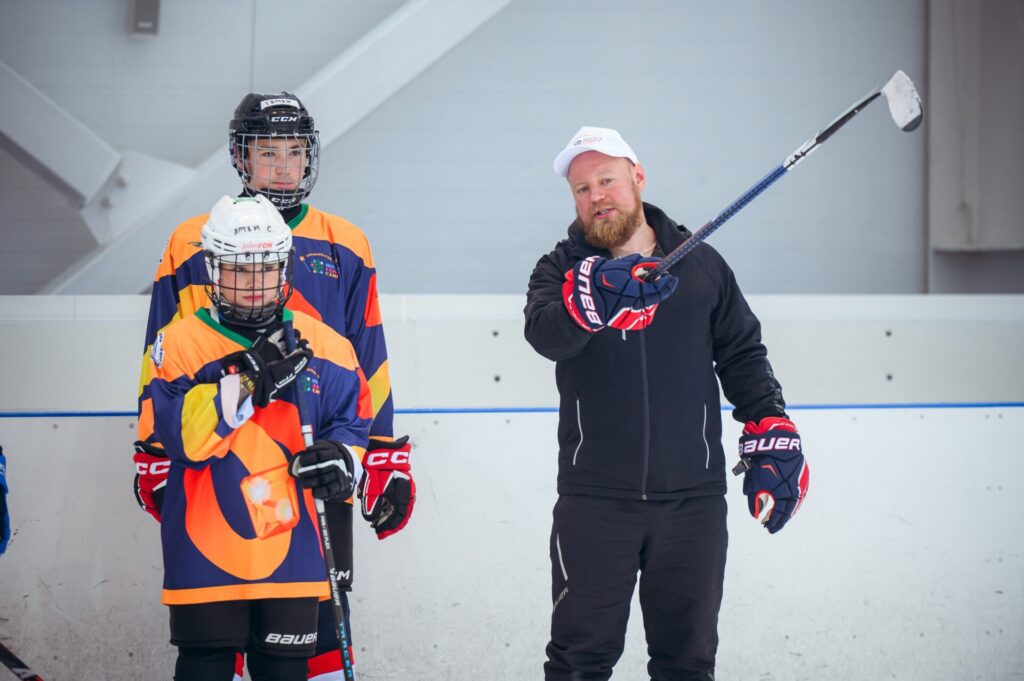 Hockey Family Camp 2025 объединил юных хоккеистов со всей России в «Сириусе»
