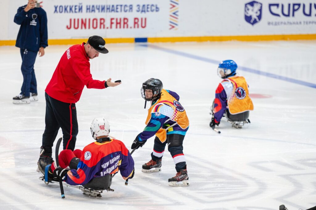 Hockey Family Camp 2025 объединил юных хоккеистов со всей России в «Сириусе»