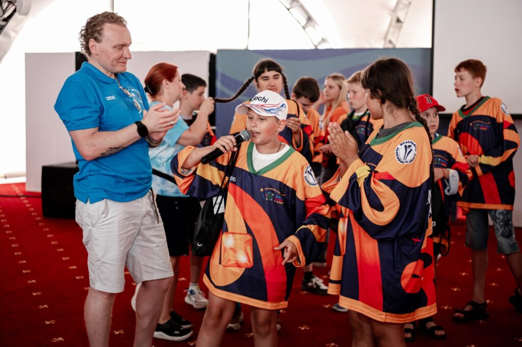 Hockey Family Camp 2025 объединил юных хоккеистов со всей России в «Сириусе»